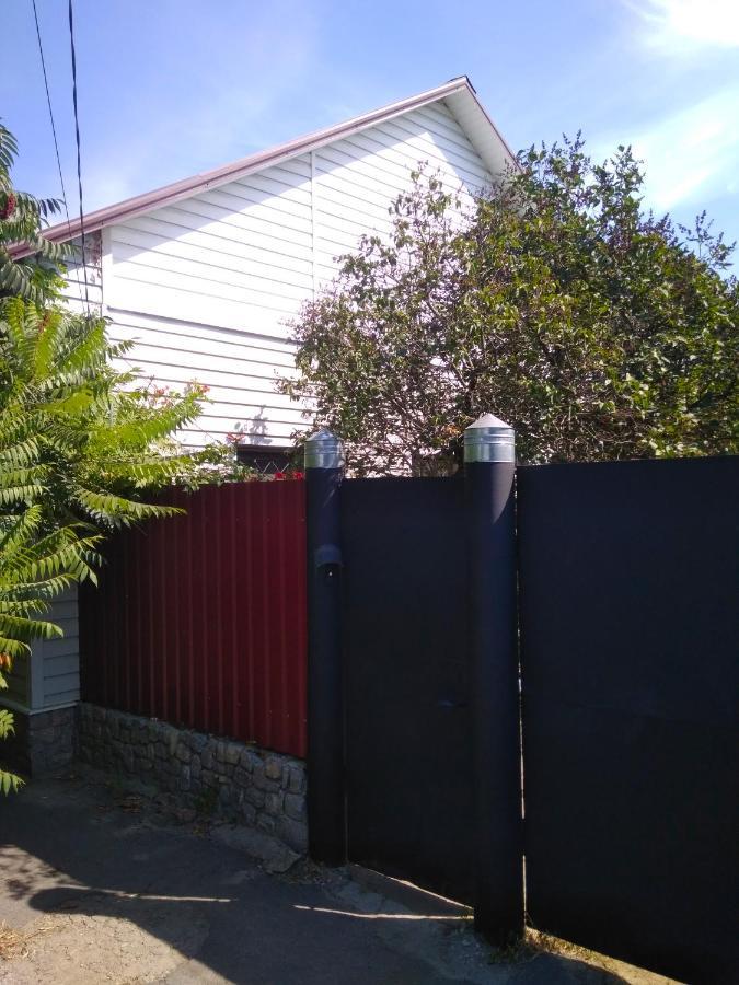 Петропавловская 16 Okhtyrka Exterior photo